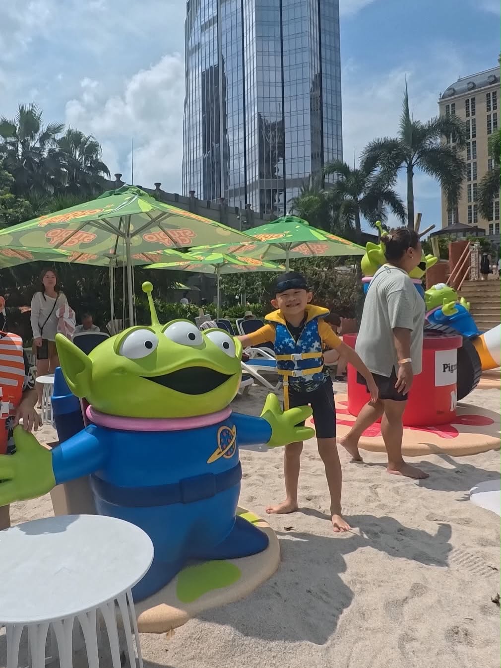 新濠影滙Disney太空水世界