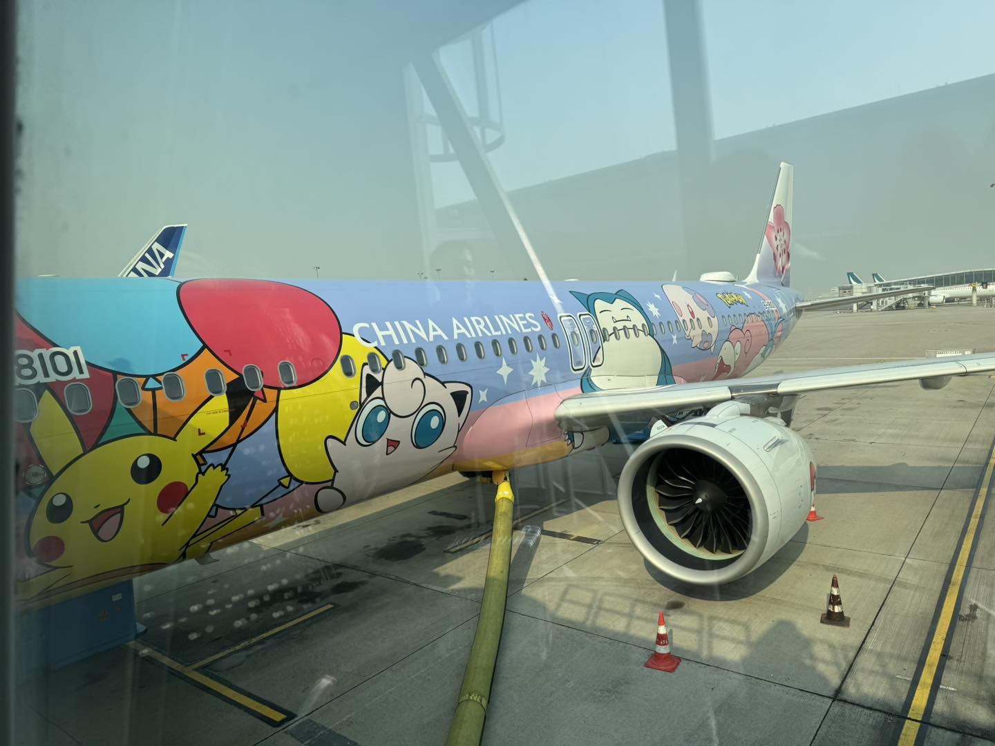 皮卡丘彩繪機✈️ 台灣首架寶可夢彩繪機